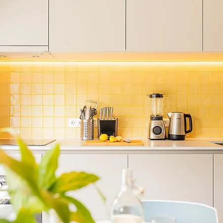 Bold City Apartment